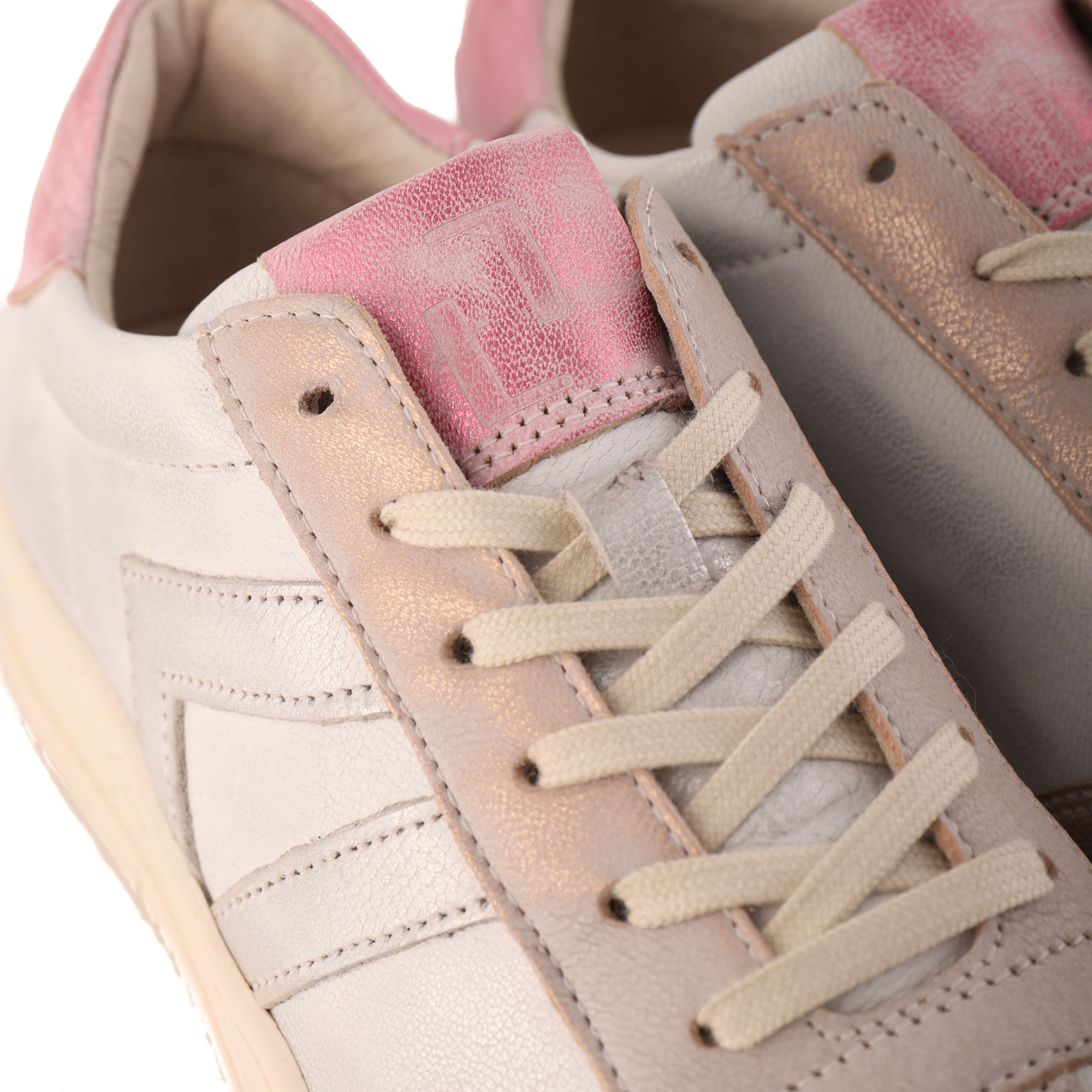 CLEO Pink Metallic/Beige Sole