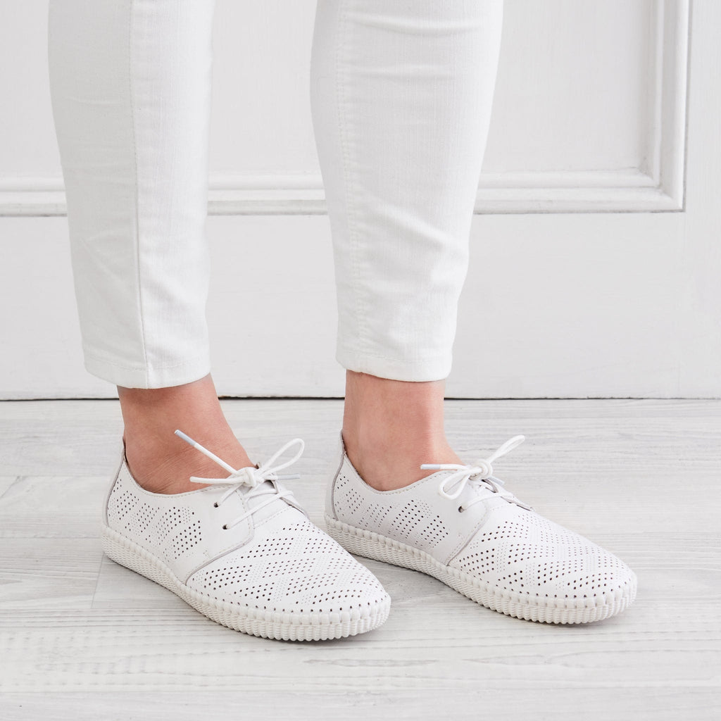 LEISURES SNEAKERS HOTTEST White