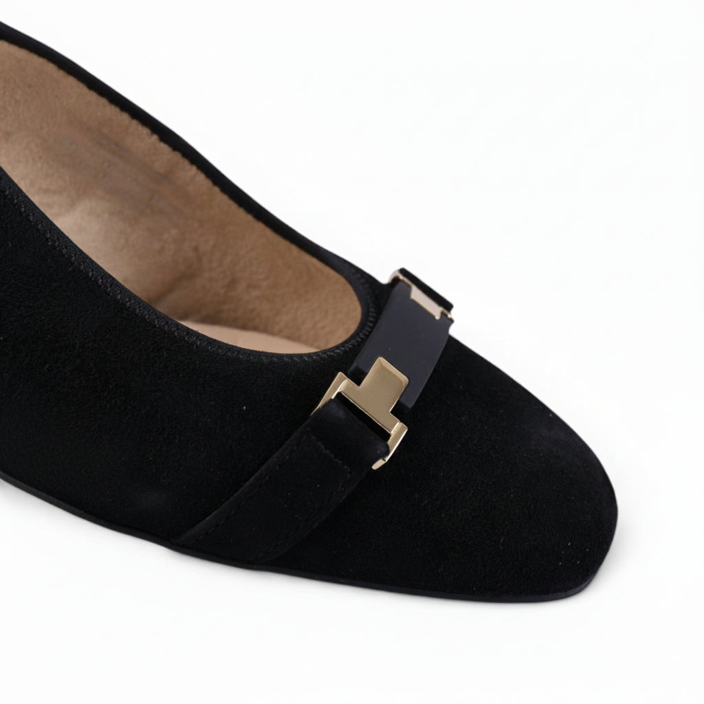20413 Black Suede