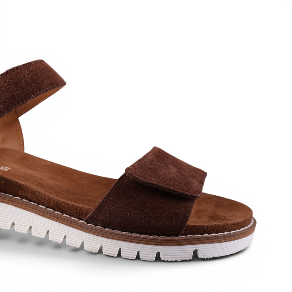 28114 Choc Suede
