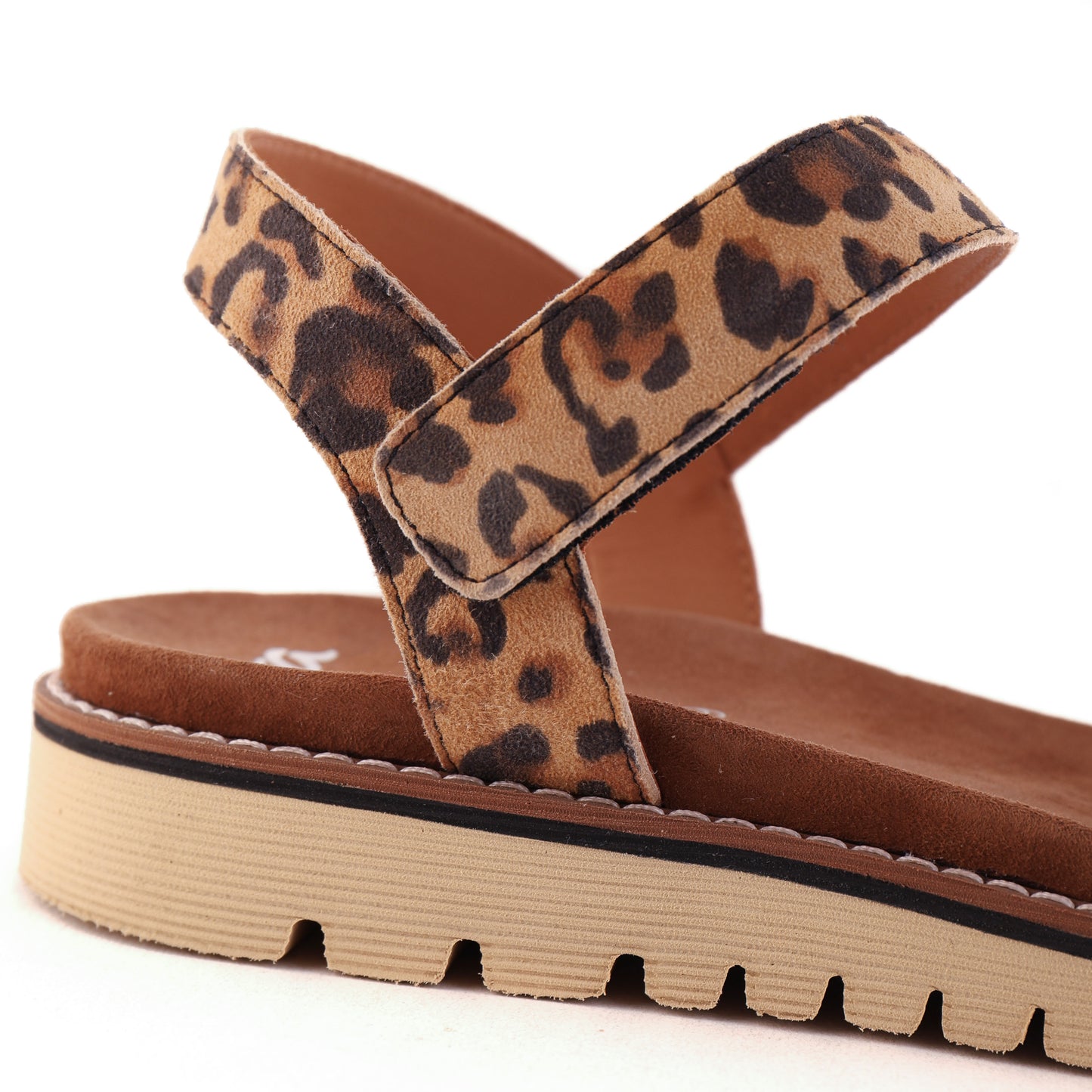 28114 Leopard Suede