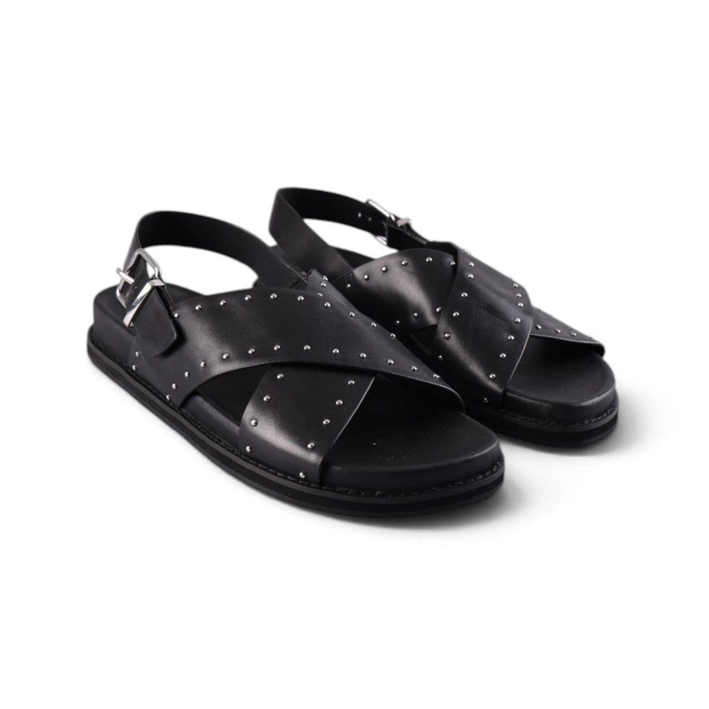 RELLY STUD Black
