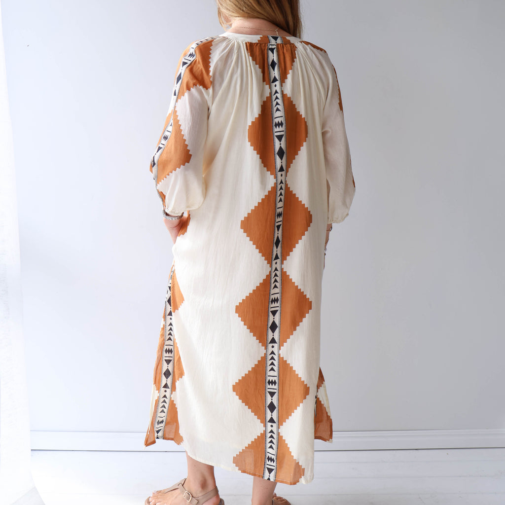 CALLINE Tan Multi