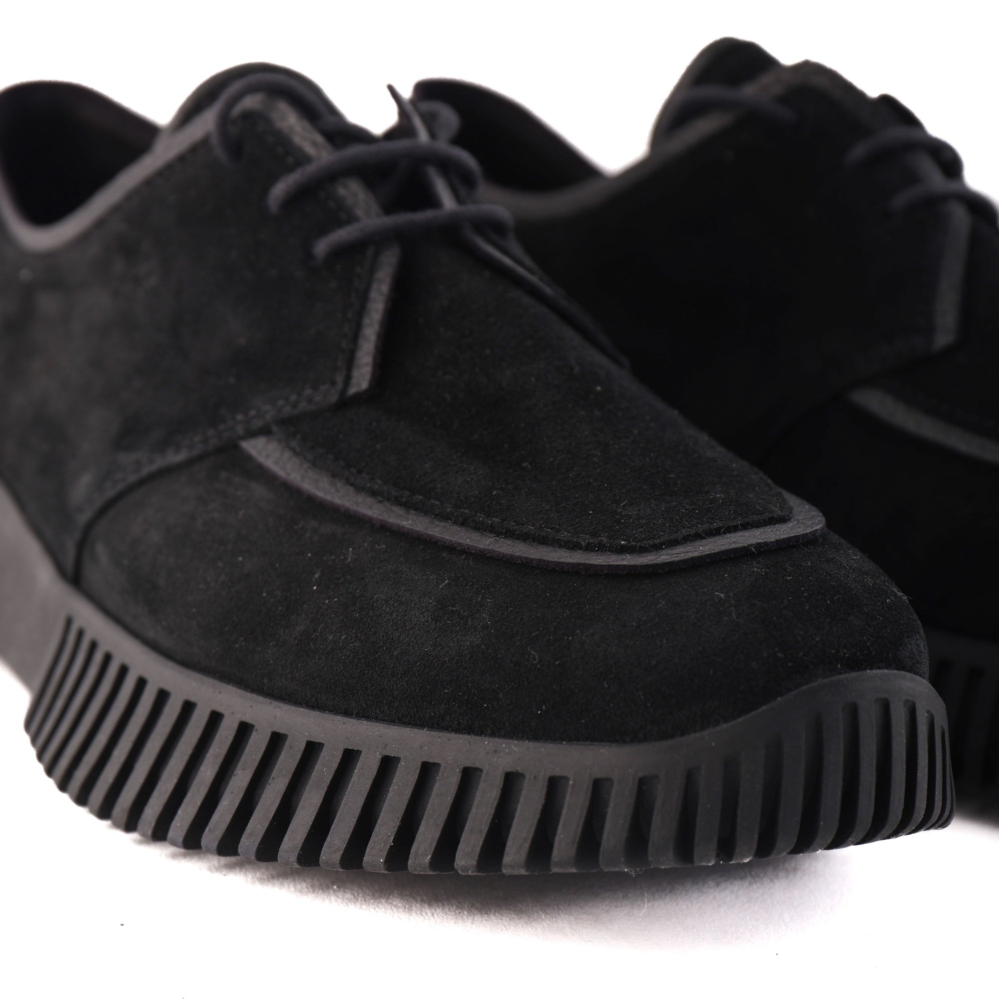 HAVEER Black Suede