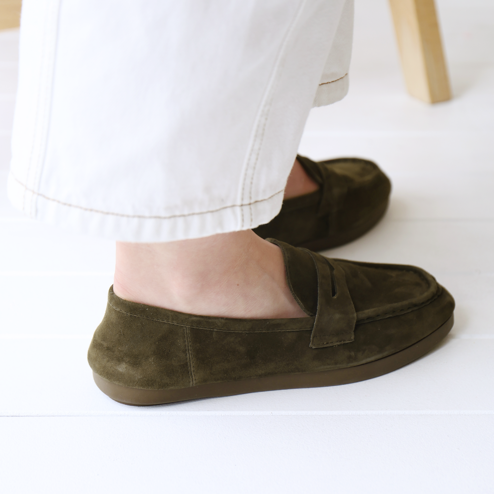 RINGO Olive Suede