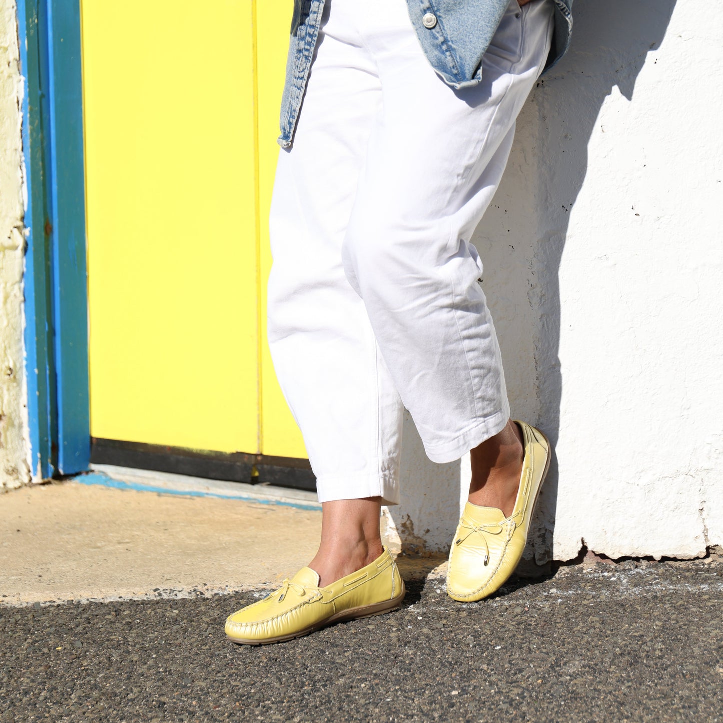 19212 Patent Yellow