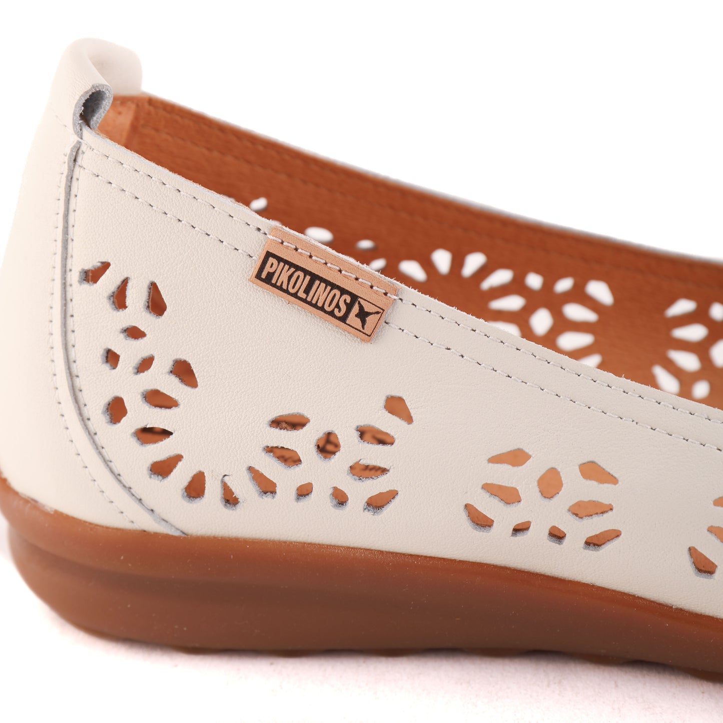 KAMARI Off White