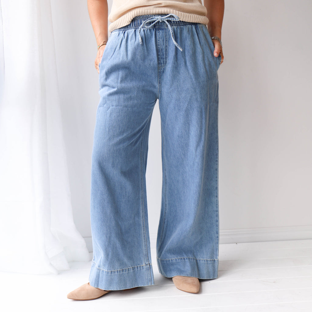 DREW Light Denim