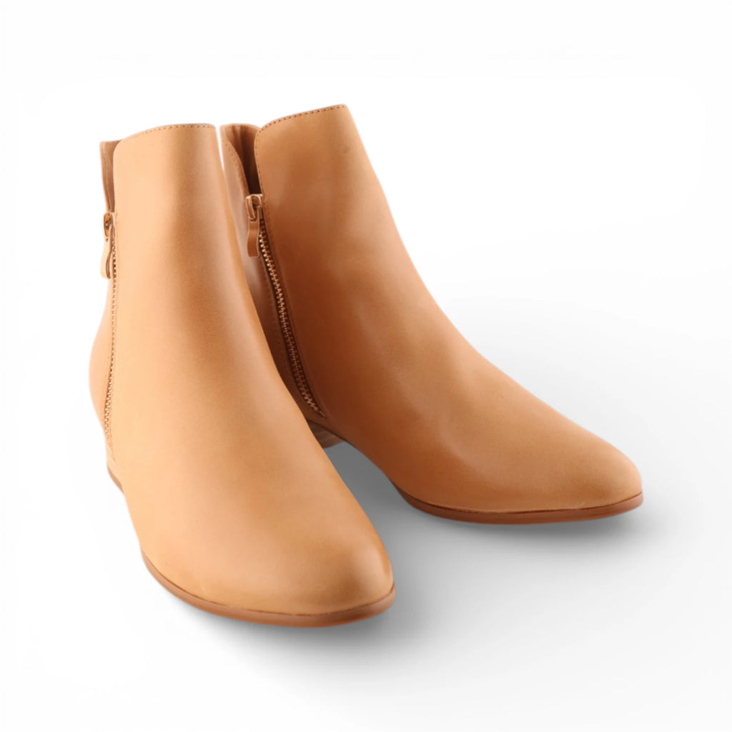 ELLYSE Light Tan