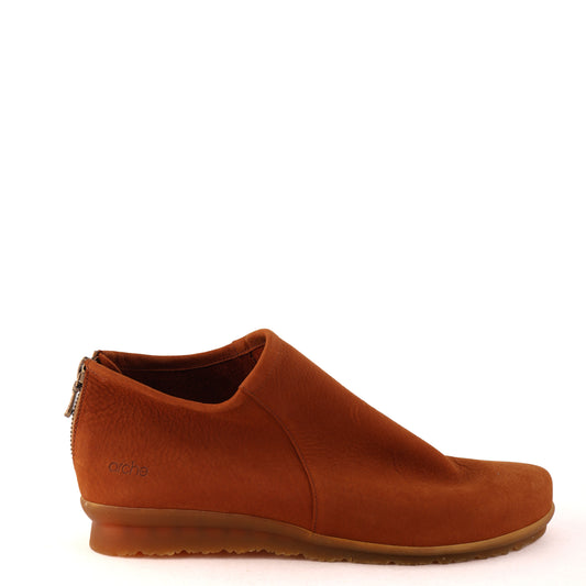 BABYQI Tan Nubuck