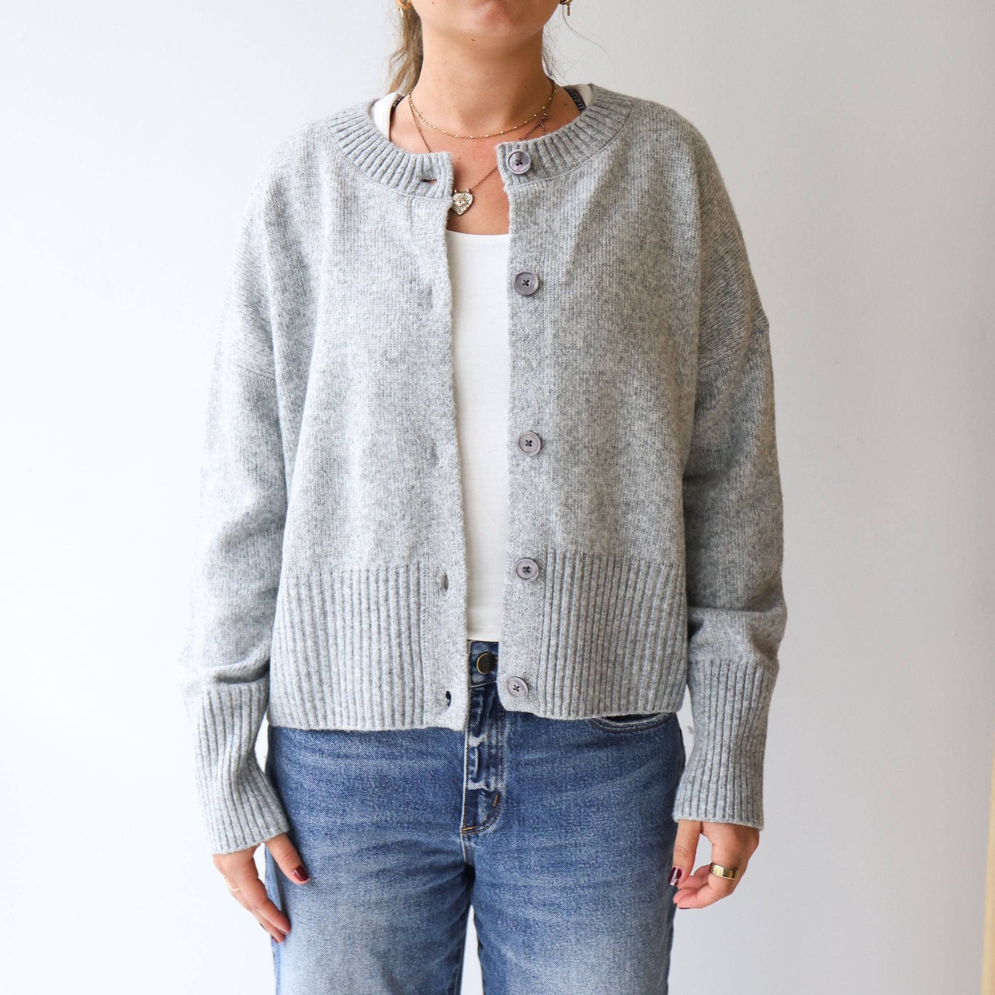 MAIA Light Grey