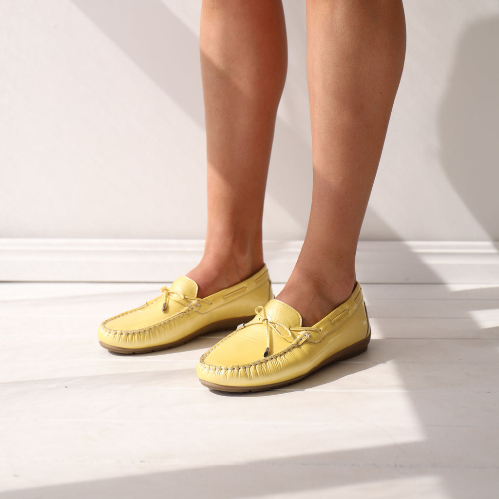 19212 Patent Yellow