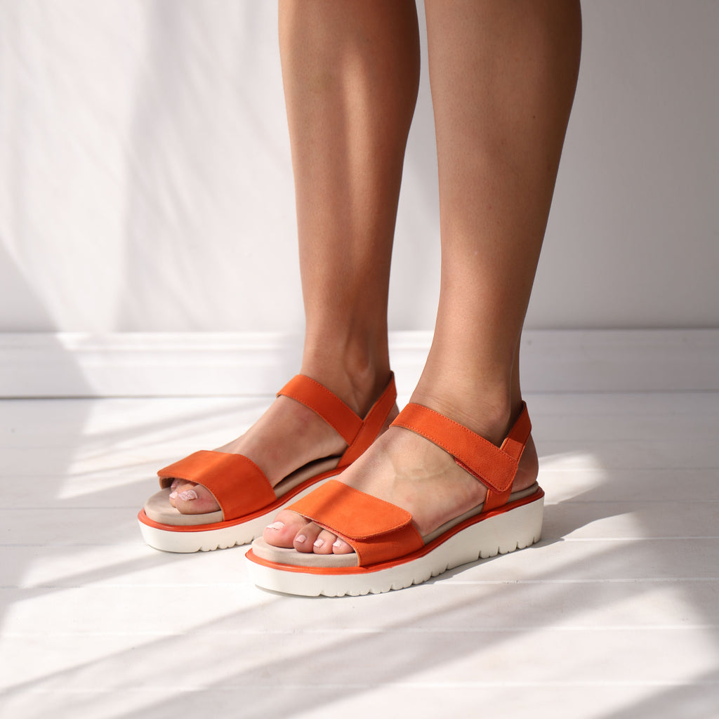 33518 Orange Suede