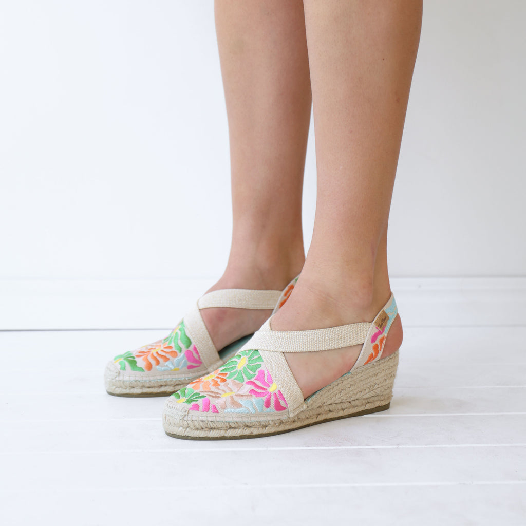 MONTJOI Flower Mosaic