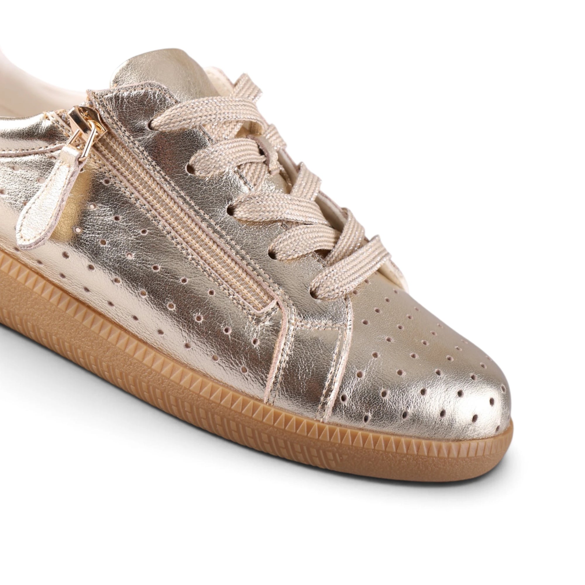 RIGGS PERF Light Gold