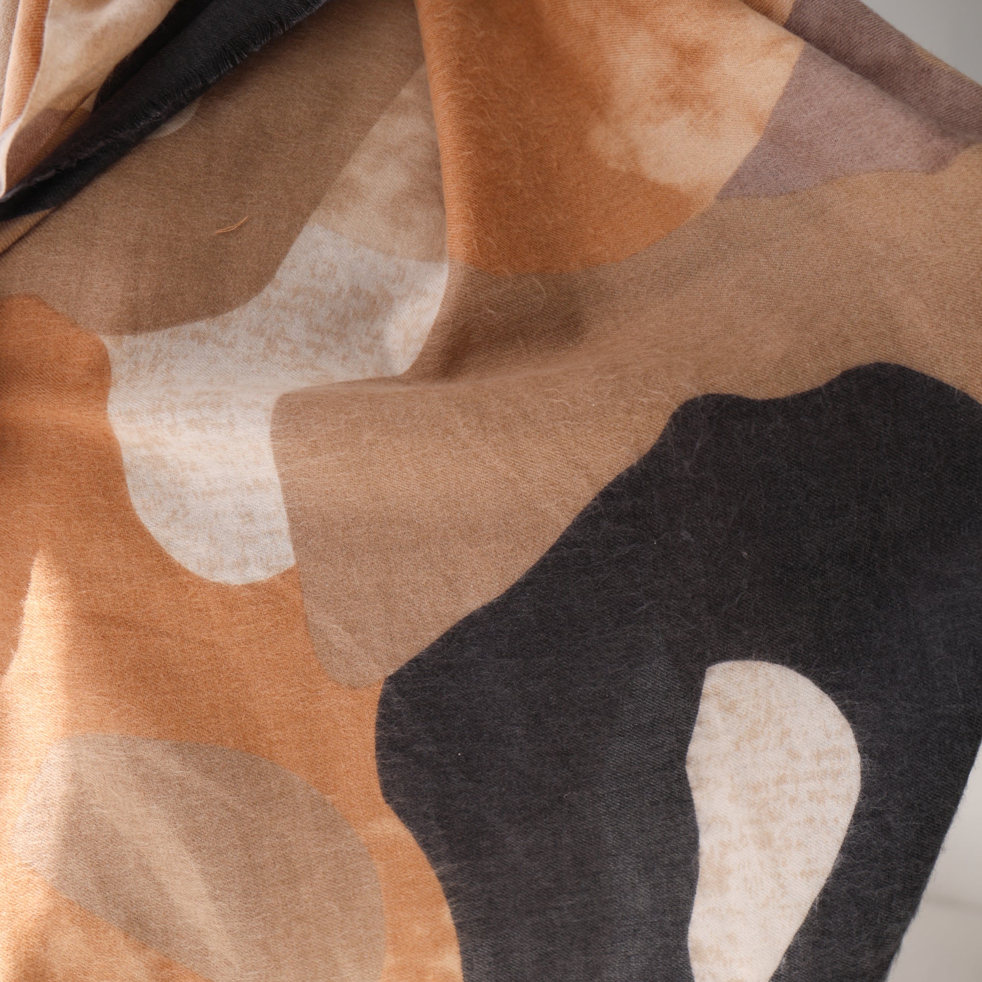 CAIRNS Beige Multi