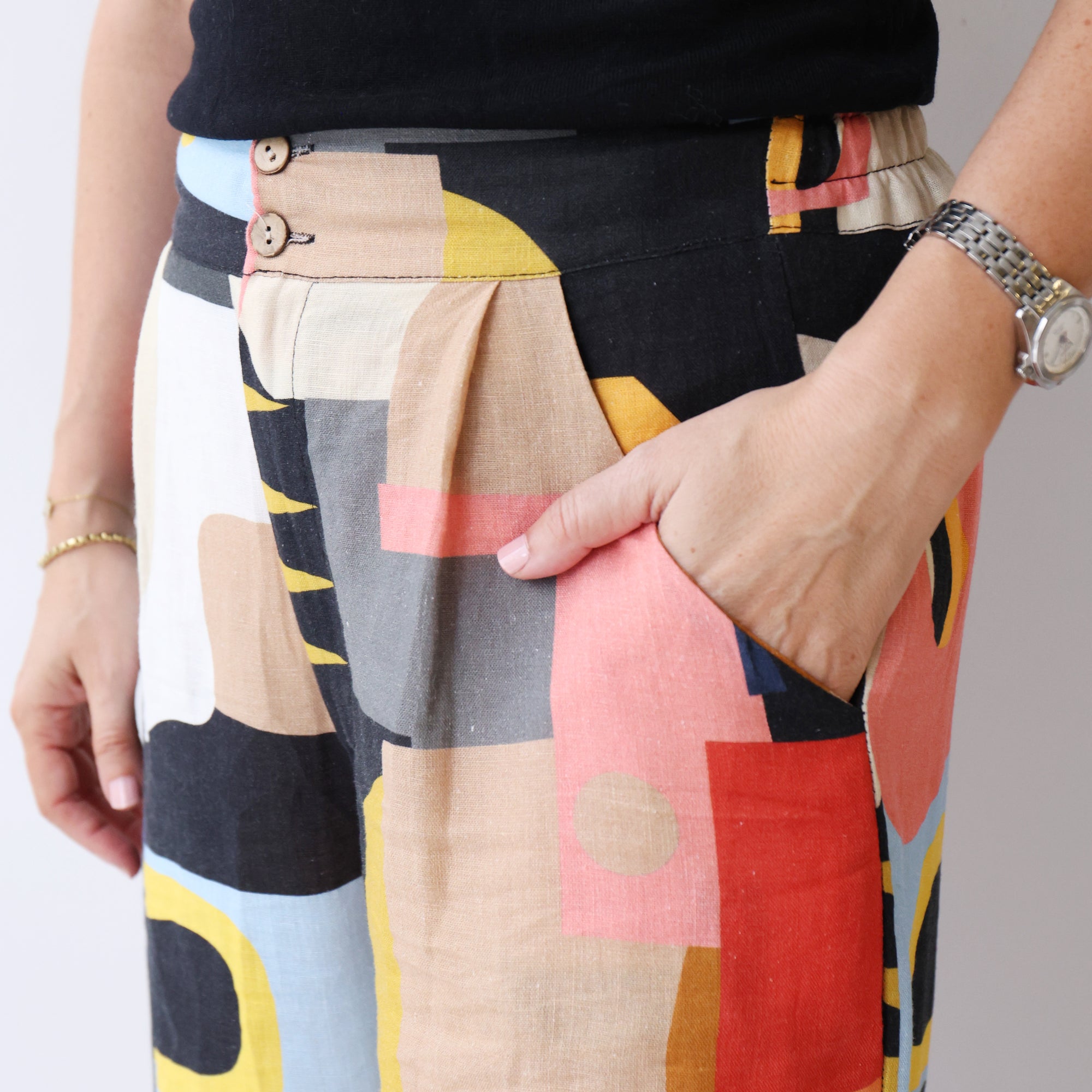 FIN Black Multi