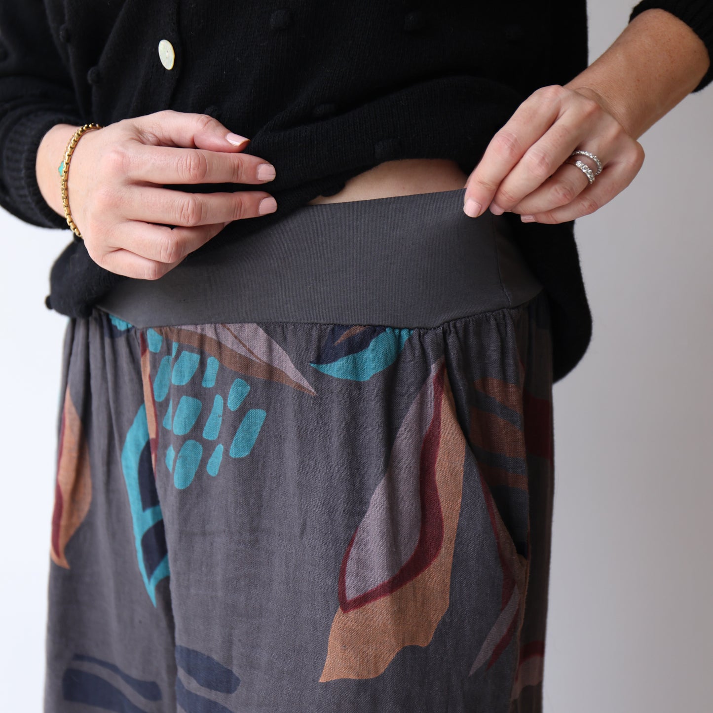 FABIOLA Black Multi