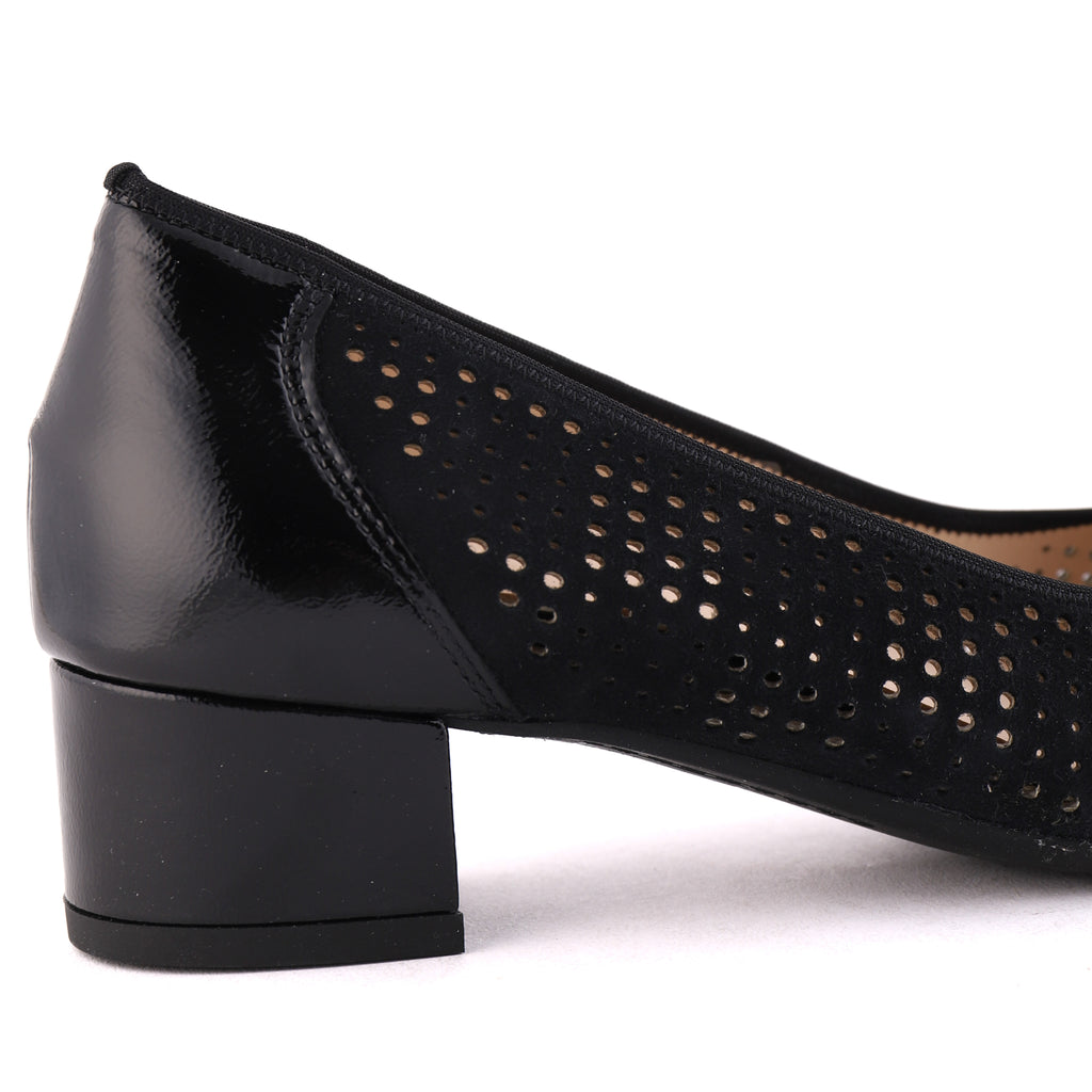 35827 Black Suede