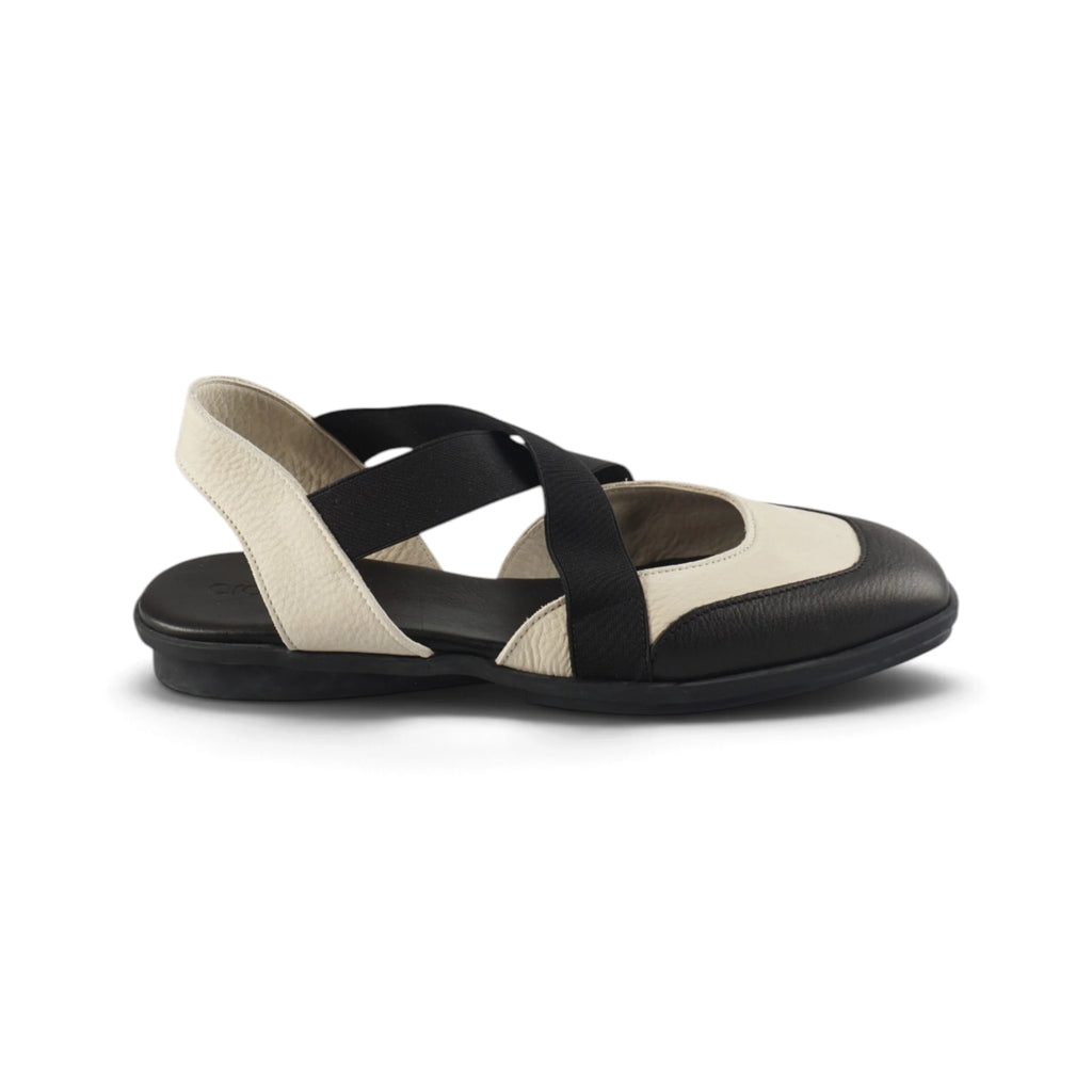 DINABY Off White and Black