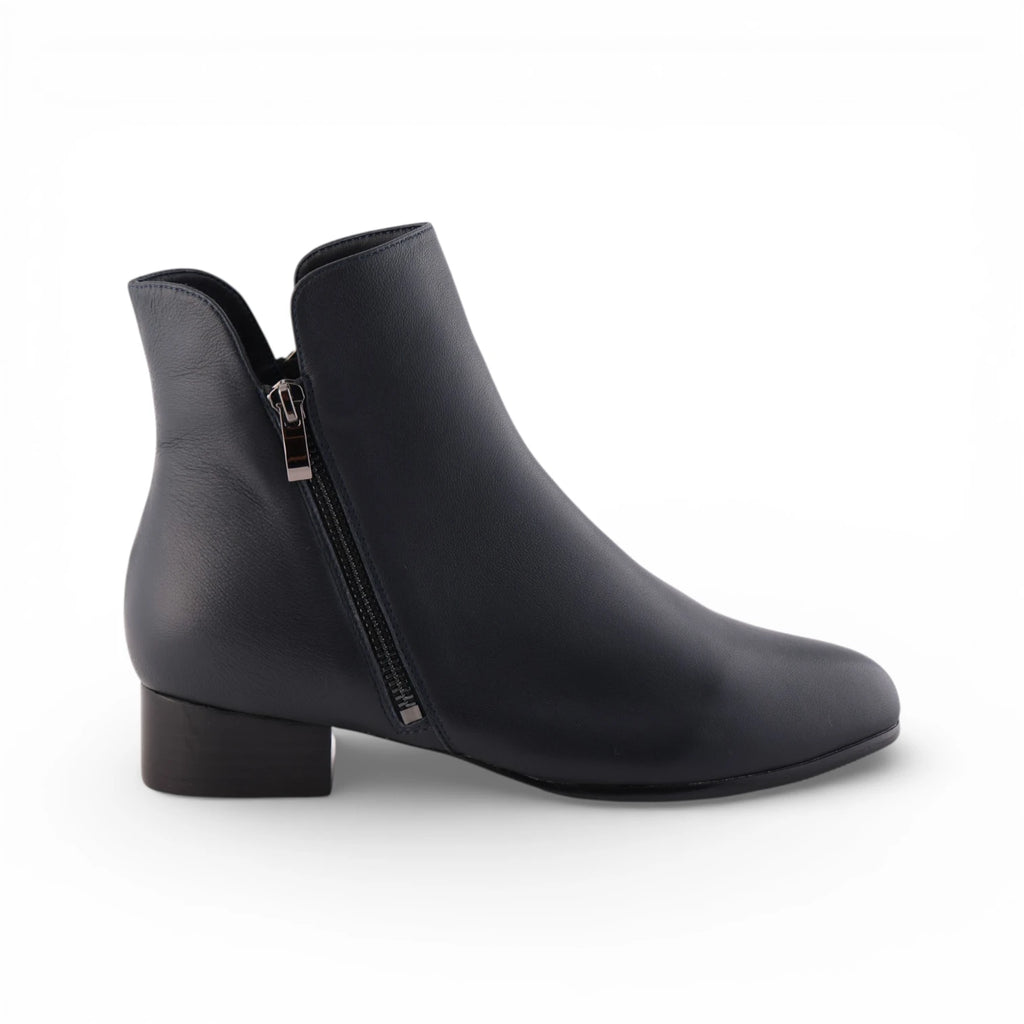 ELLYSE Navy