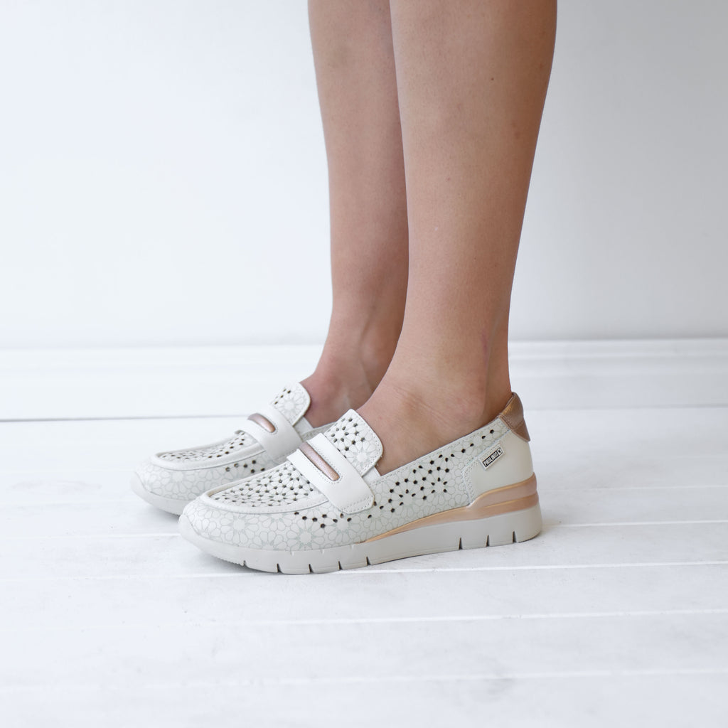KODA Off White