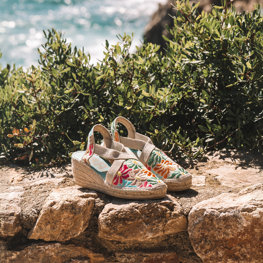 MONTJOI Flower Mosaic