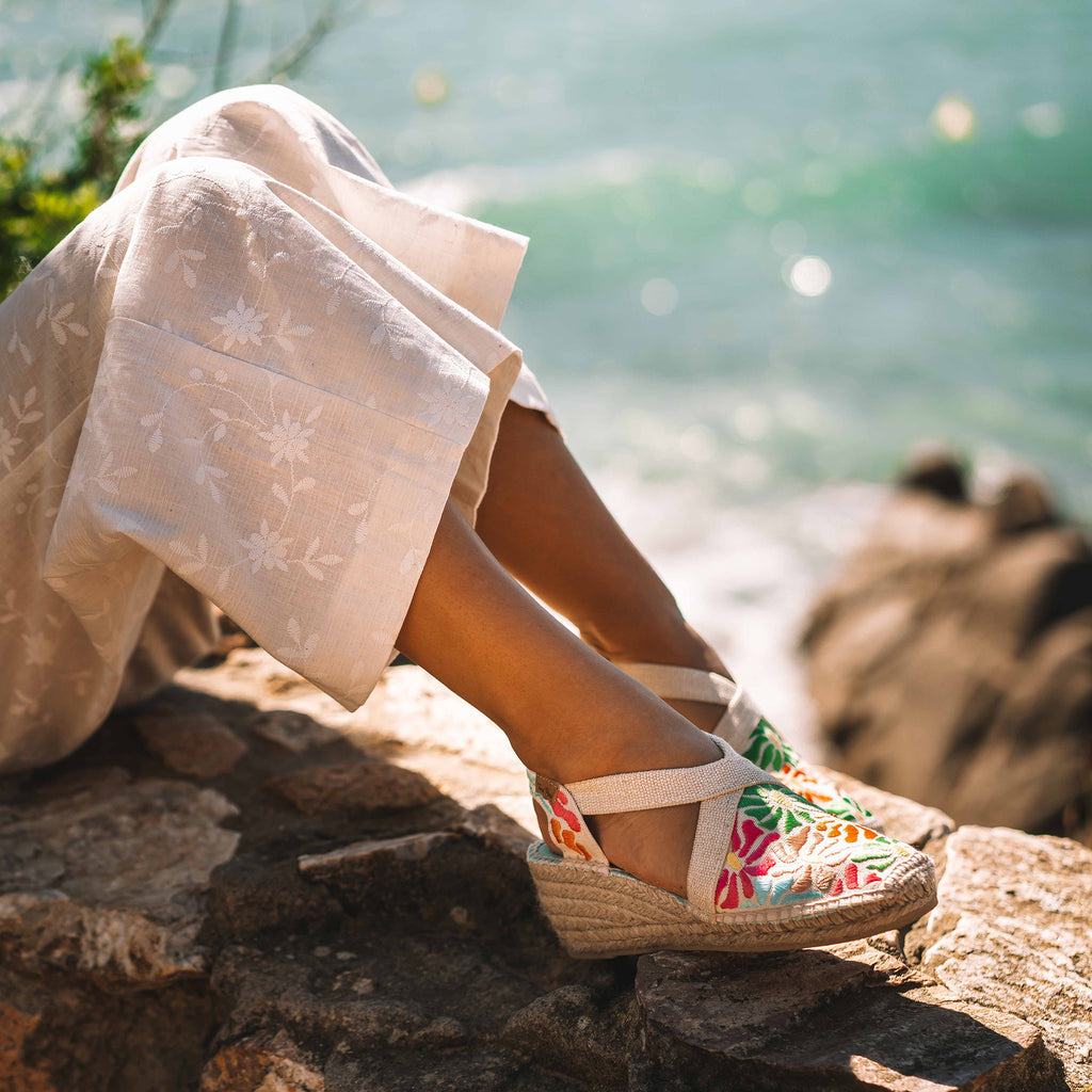 MONTJOI Flower Mosaic