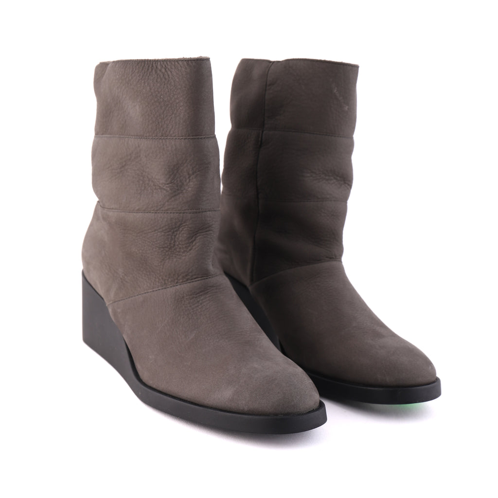 TILLEY Grey Nubuck