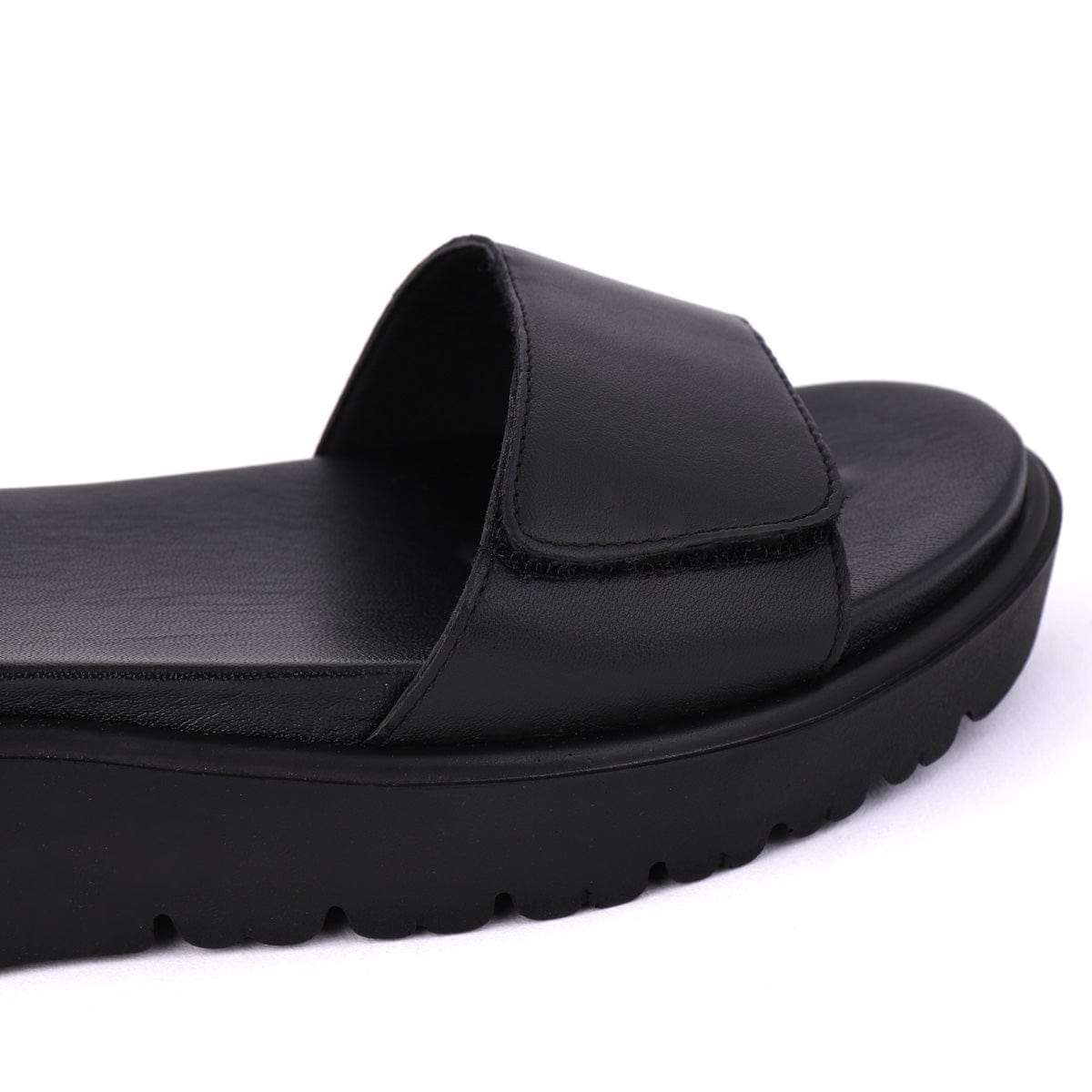 ARA FLAT SANDALS 33518 Black