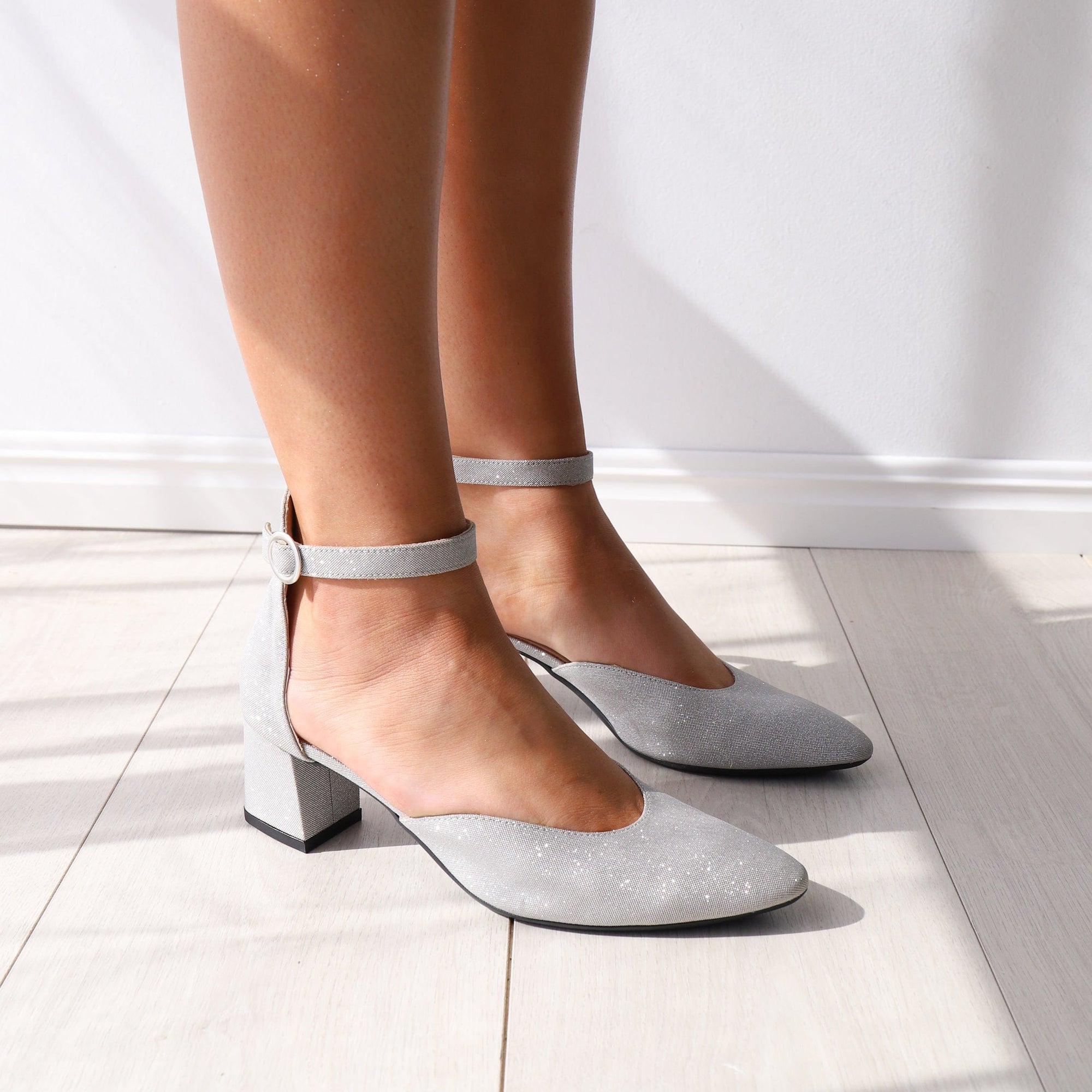 ARA MEDIUM COURT SHOES 11505 Silver Shimmer