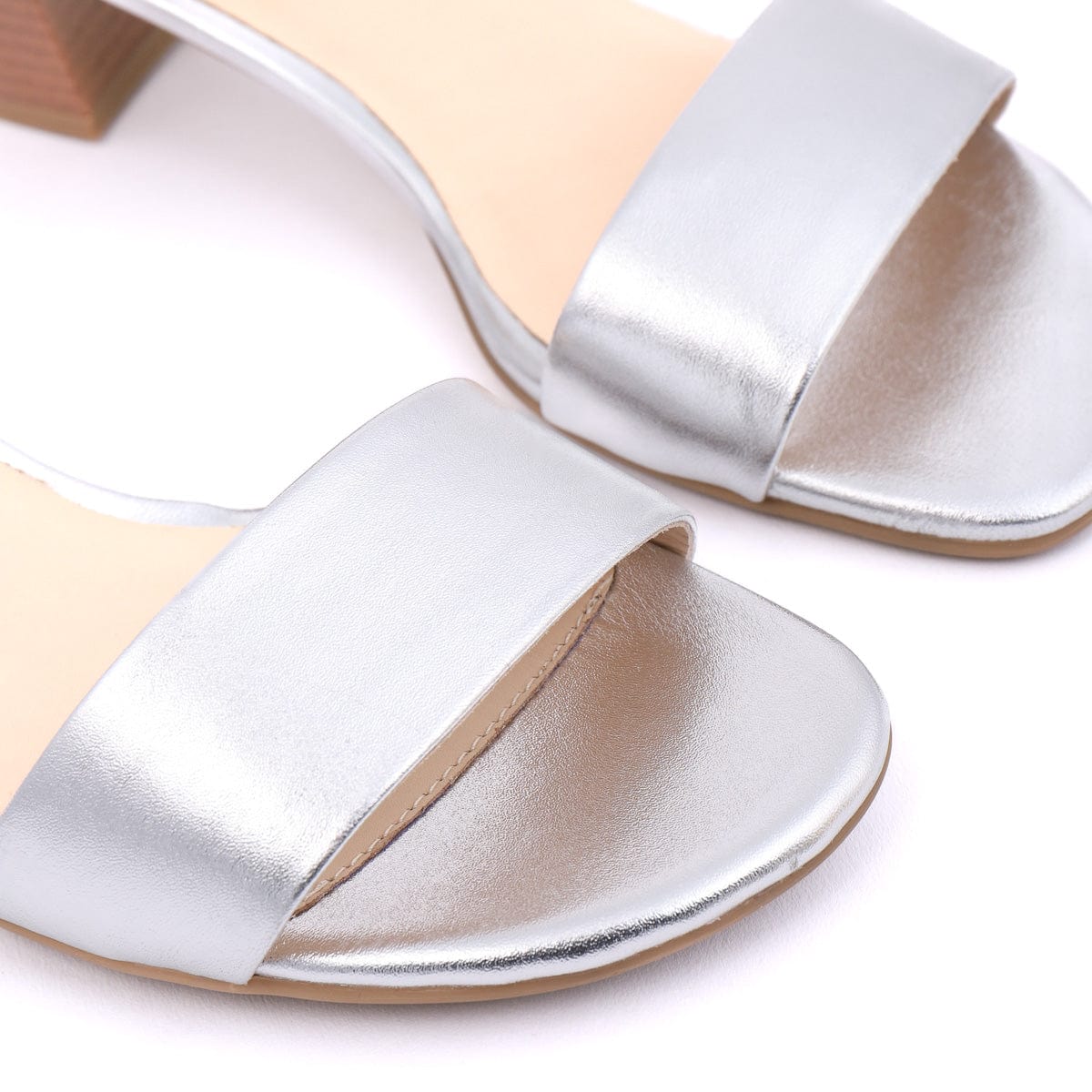 ARA MEDIUM HEELED SANDALS 25601 Silver