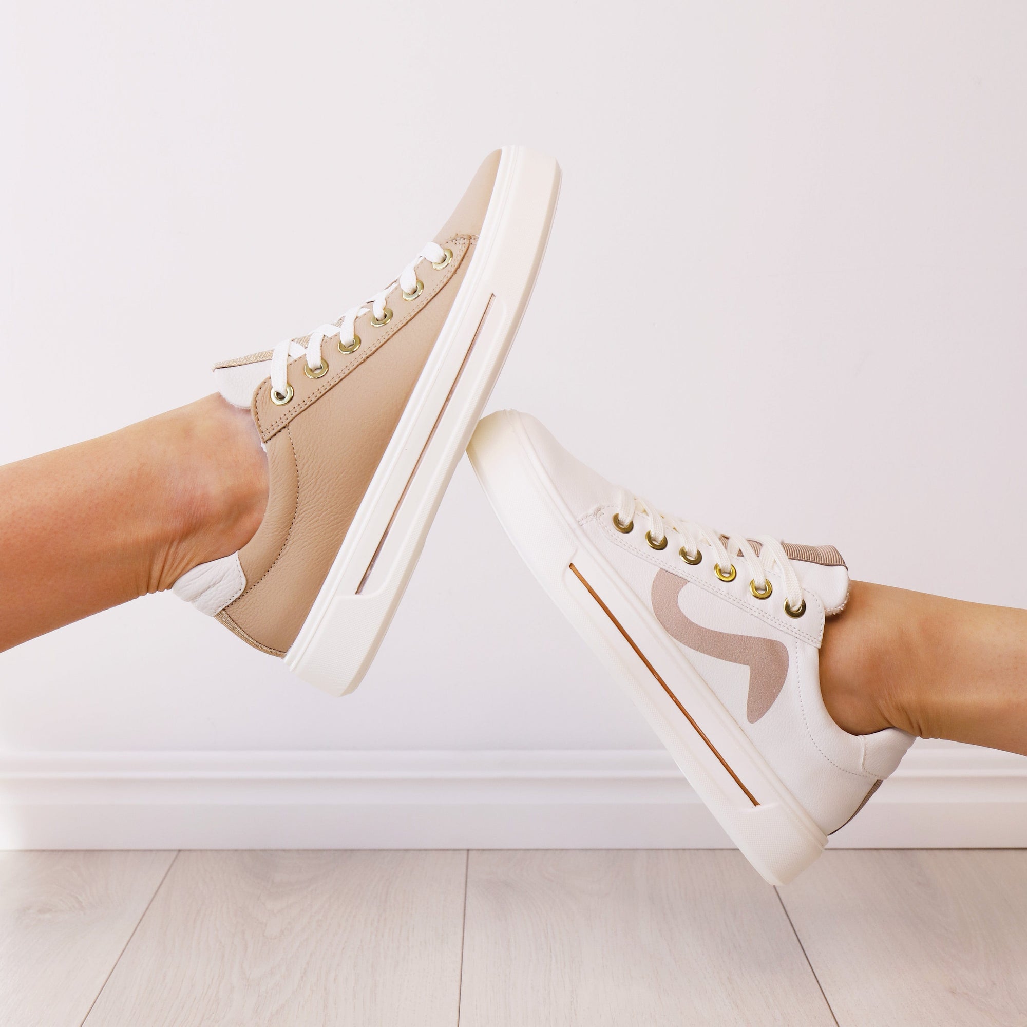 ARA SNEAKERS 27402 Logo White/Sand