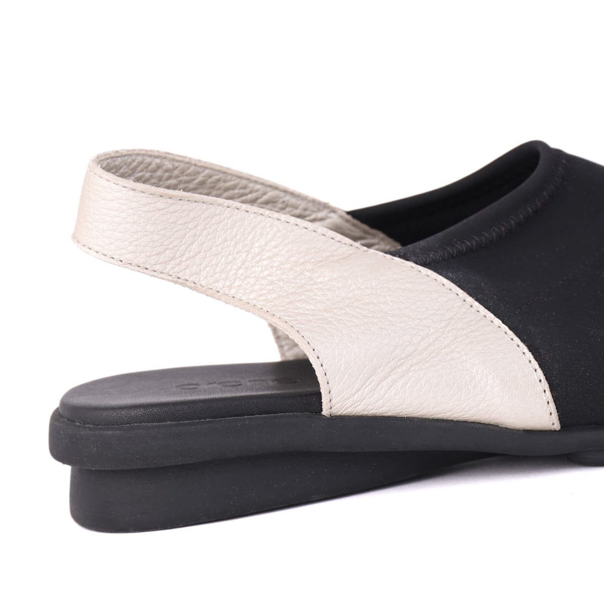 ARCHE TOE PEEPS - LOW DAJAC Black And Beige
