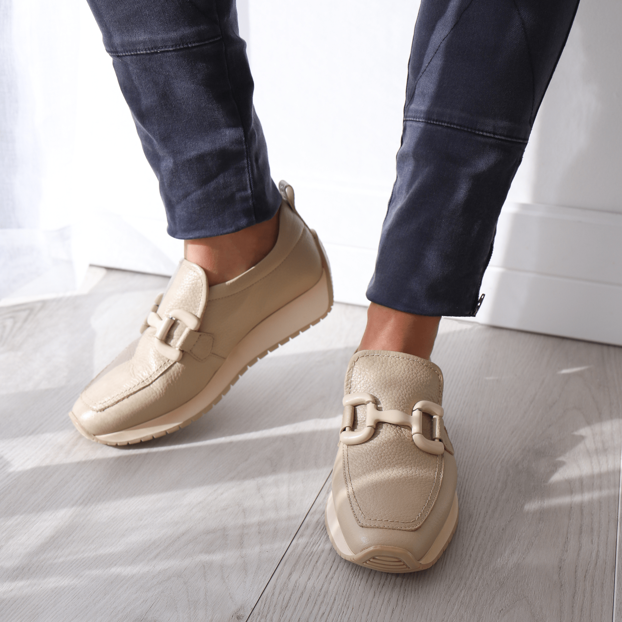 HISPANITAS LOAFERS SANDIE Beige