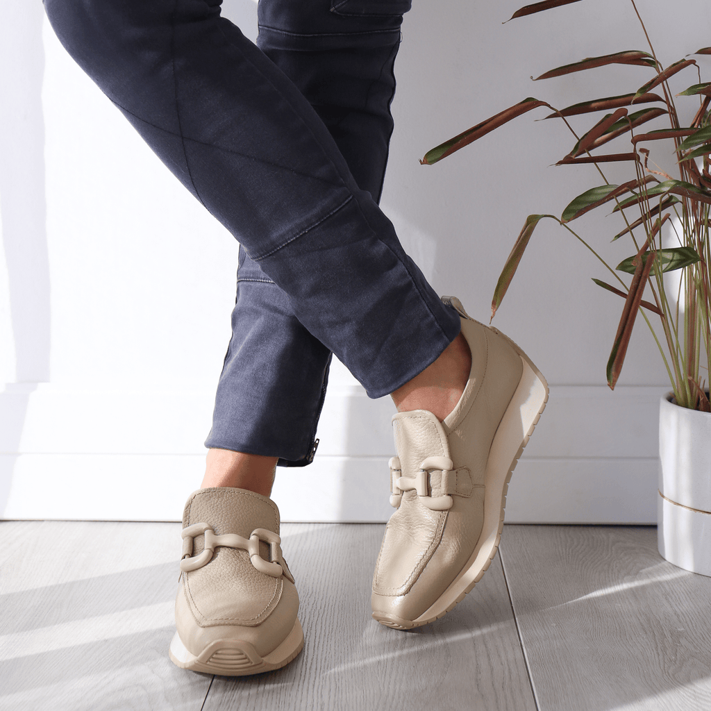 HISPANITAS LOAFERS SANDIE Beige