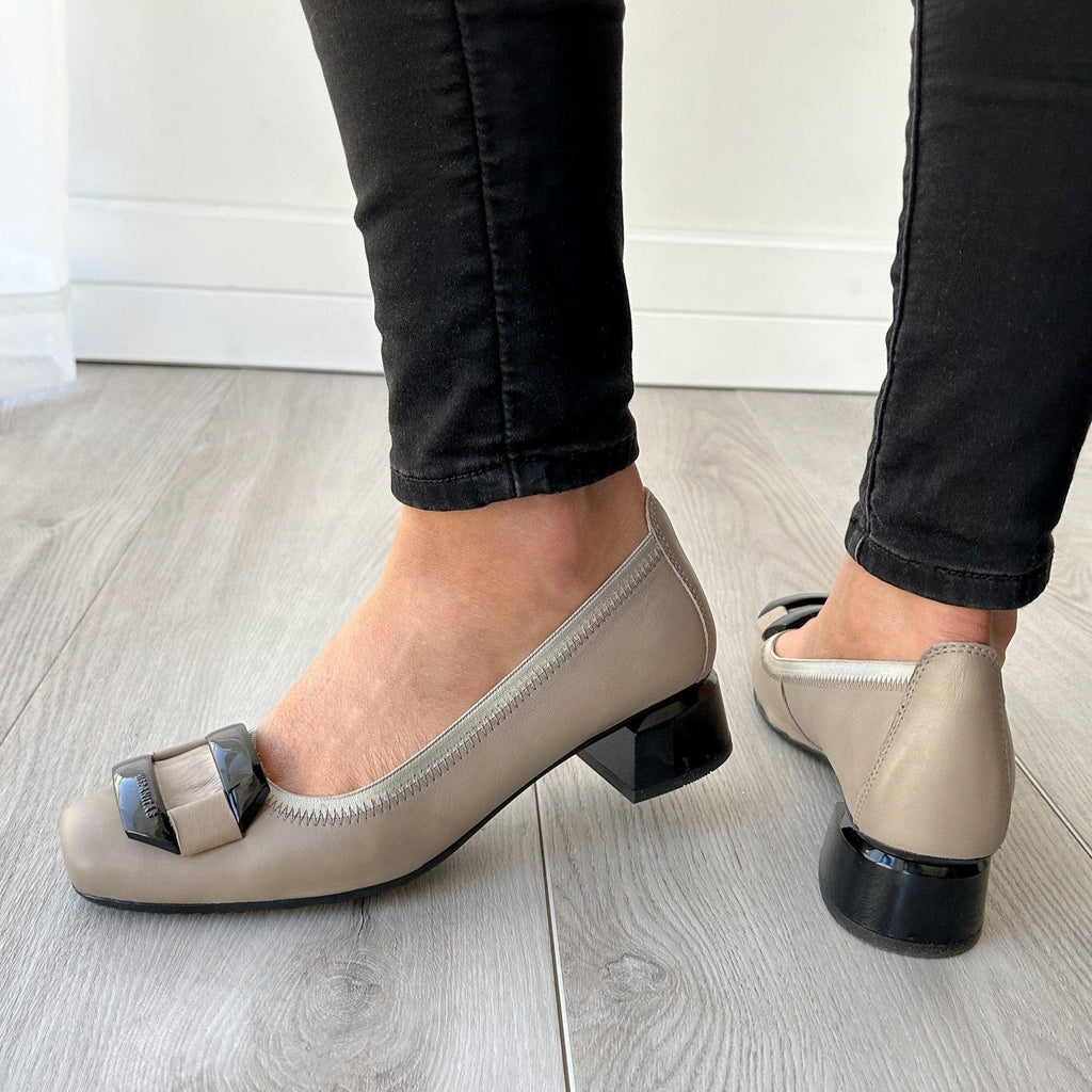 HISPANITAS LOW COURT SHOES STAFFORD Taupe