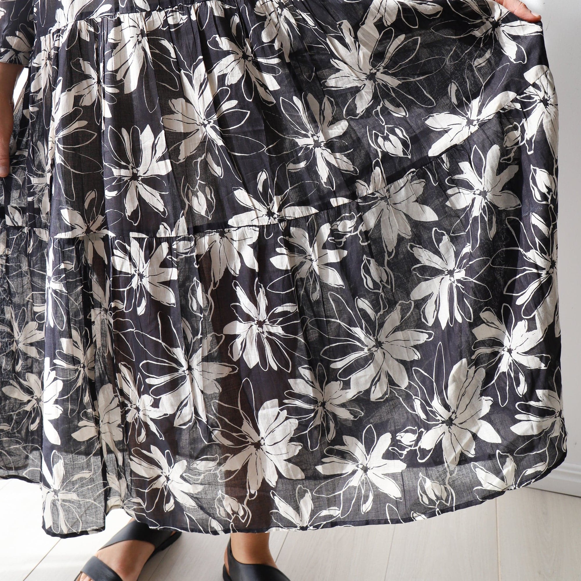 LEISURES ACCESSORIES SUMMER APPAREL CALLISTA Black Floral