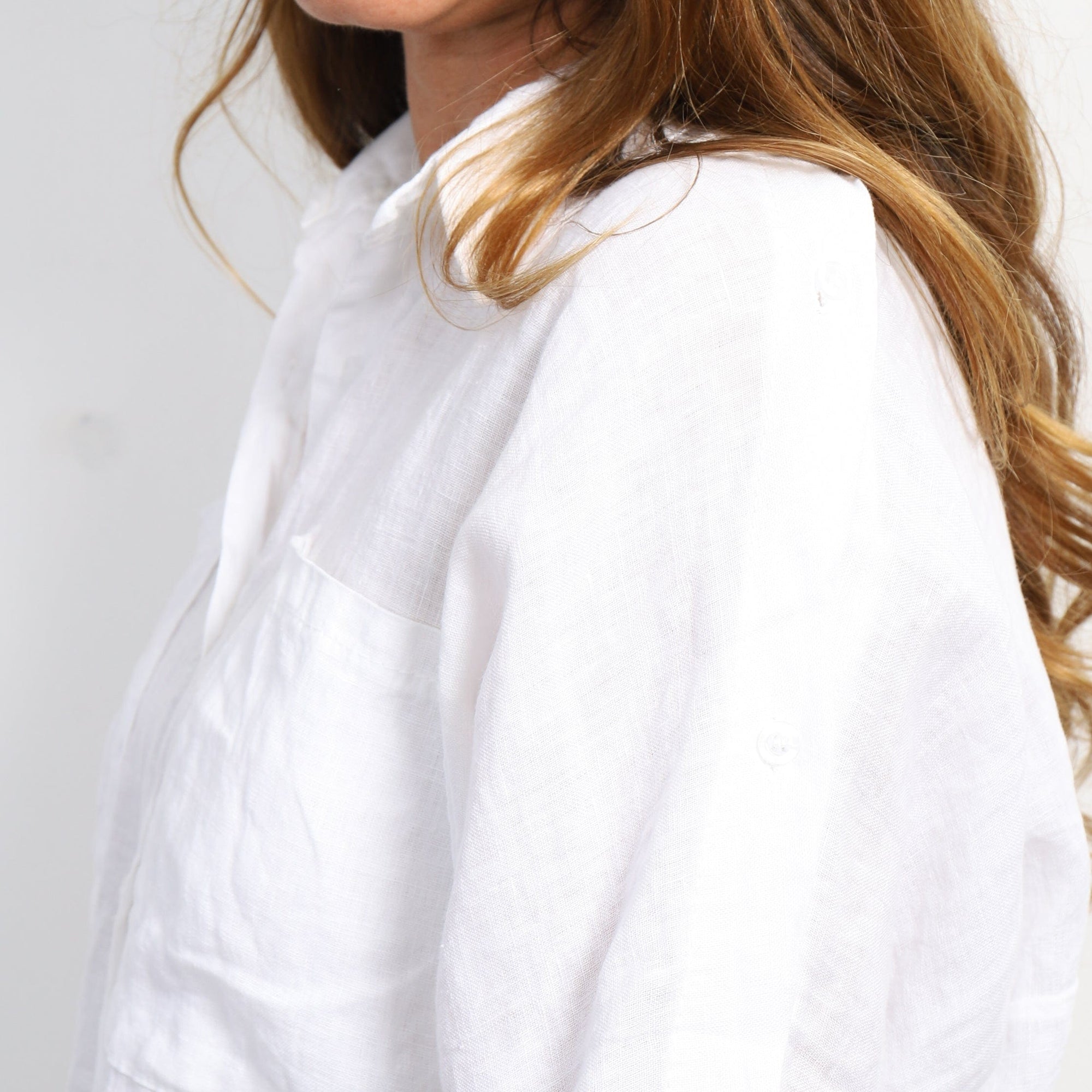 LEISURES ACCESSORIES SUMMER APPAREL JEANIE White