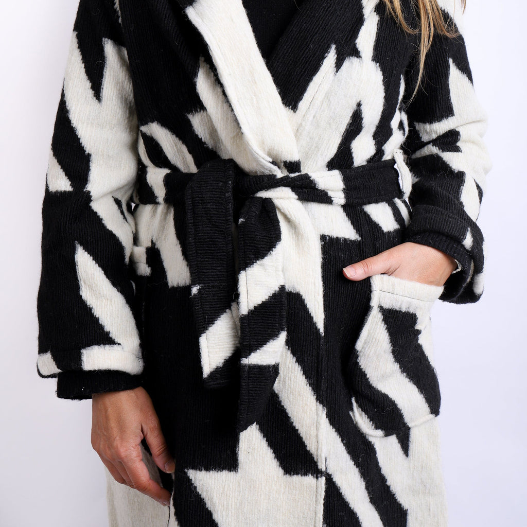 LEISURES ACCESSORIES WINTER APPAREL JAMELIA Black and White