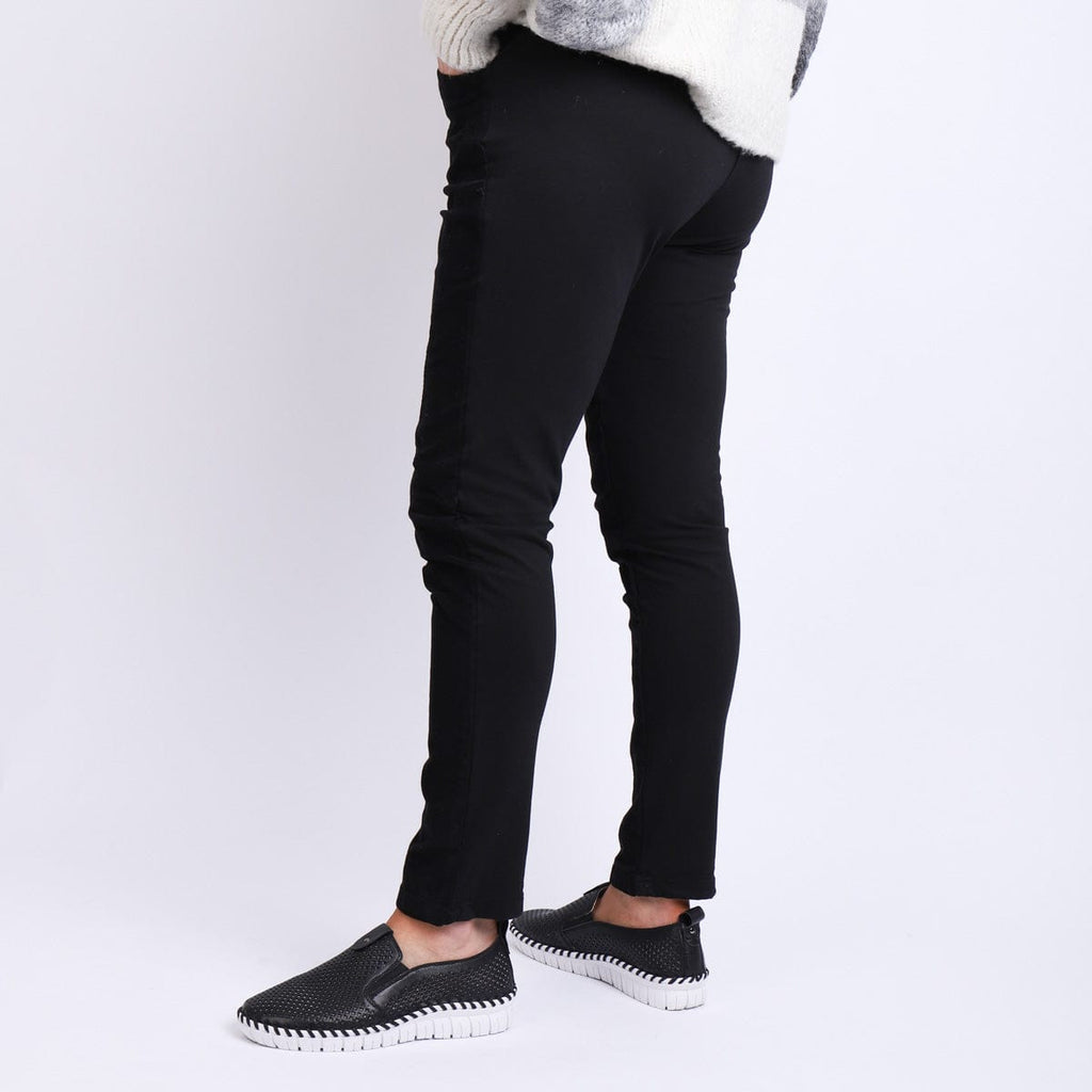 LEISURES ACCESSORIES WINTER APPAREL JORDANA Black