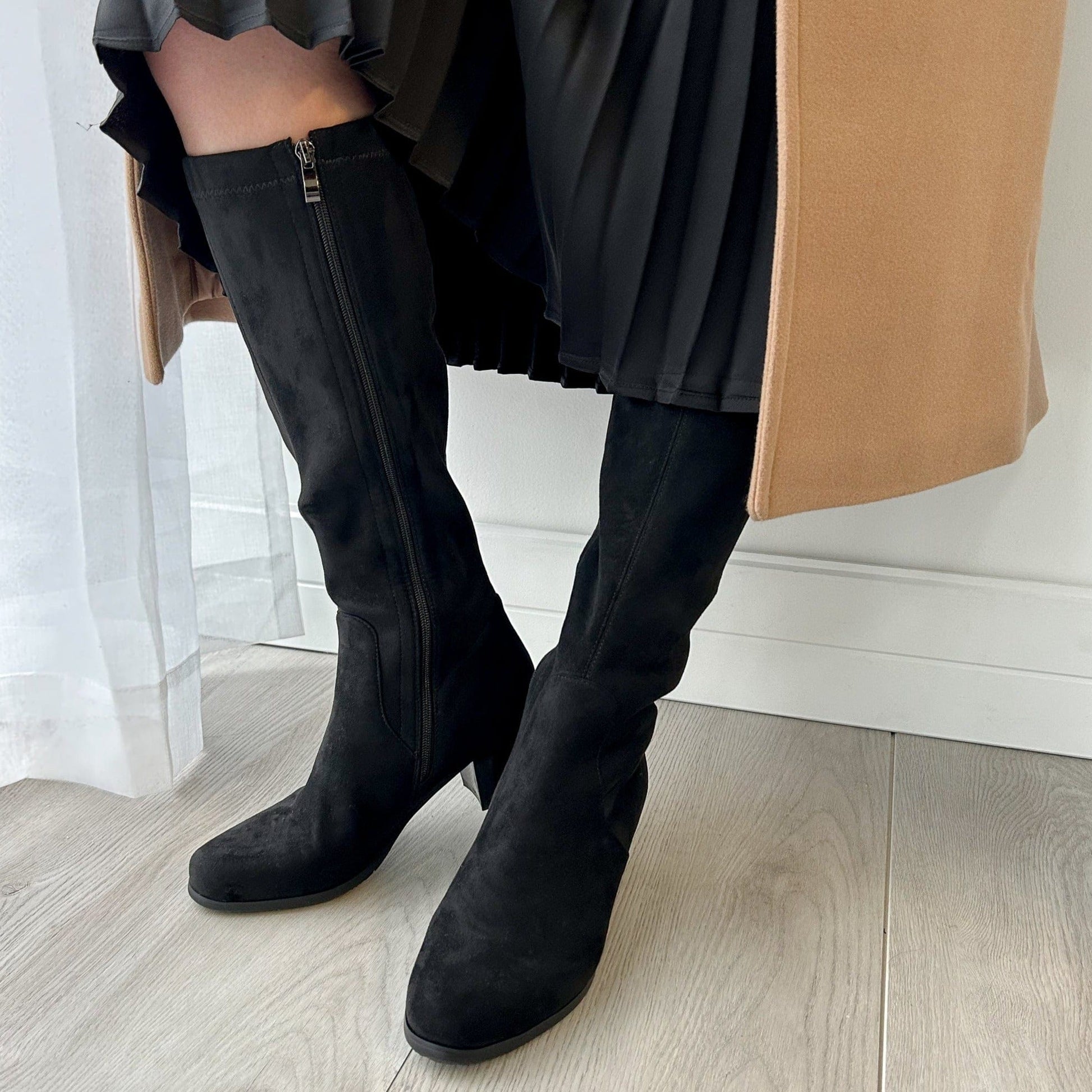 LEISURES LONG BOOTS ELLIS Black