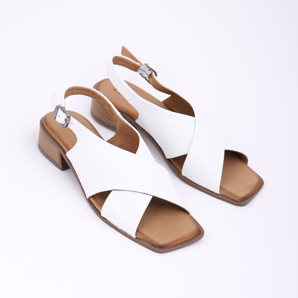 LEISURES LOW HEELED SANDALS RITA White