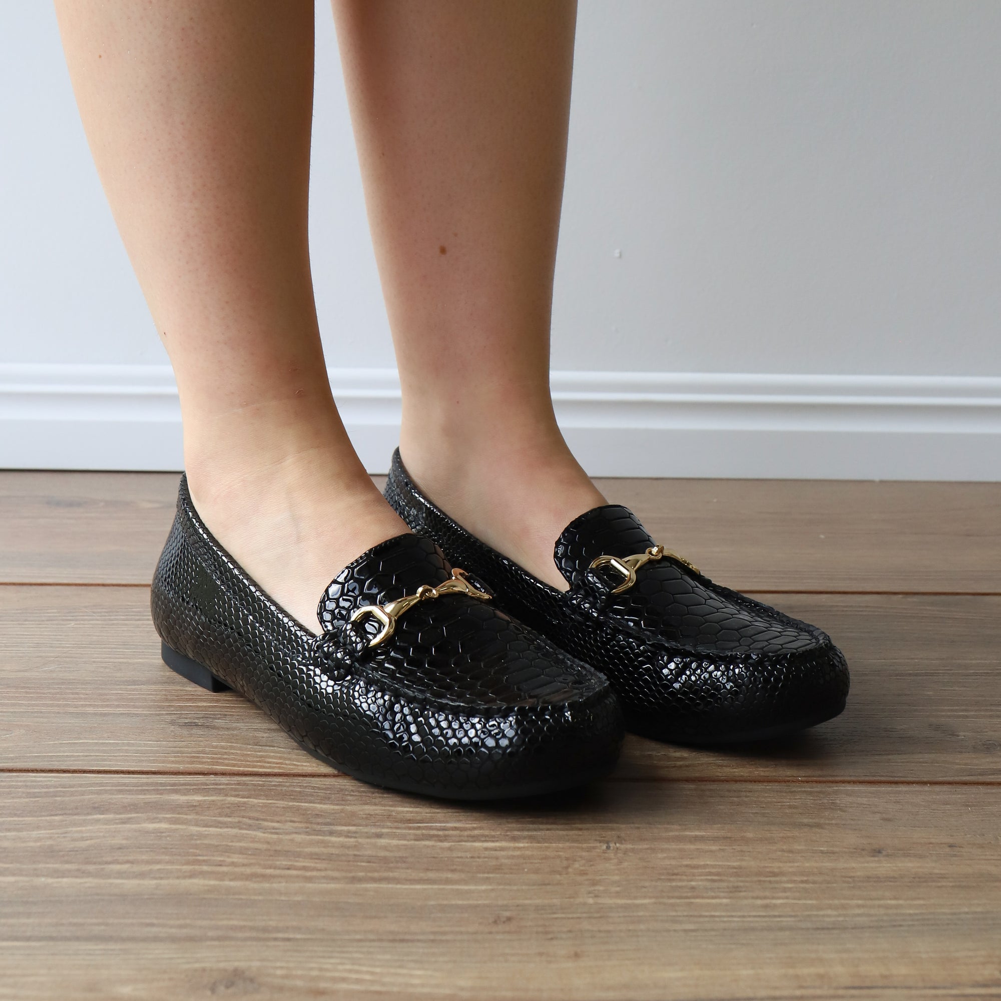 ROMEO Black Patent Croc