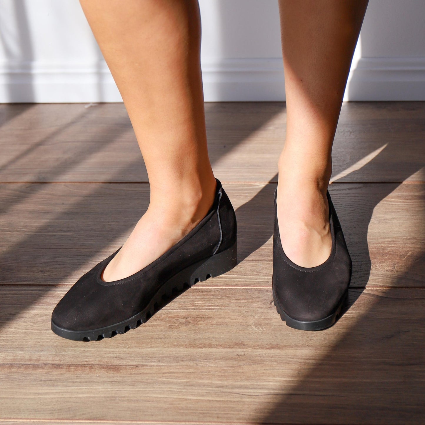 LOMIS Black Nubuck