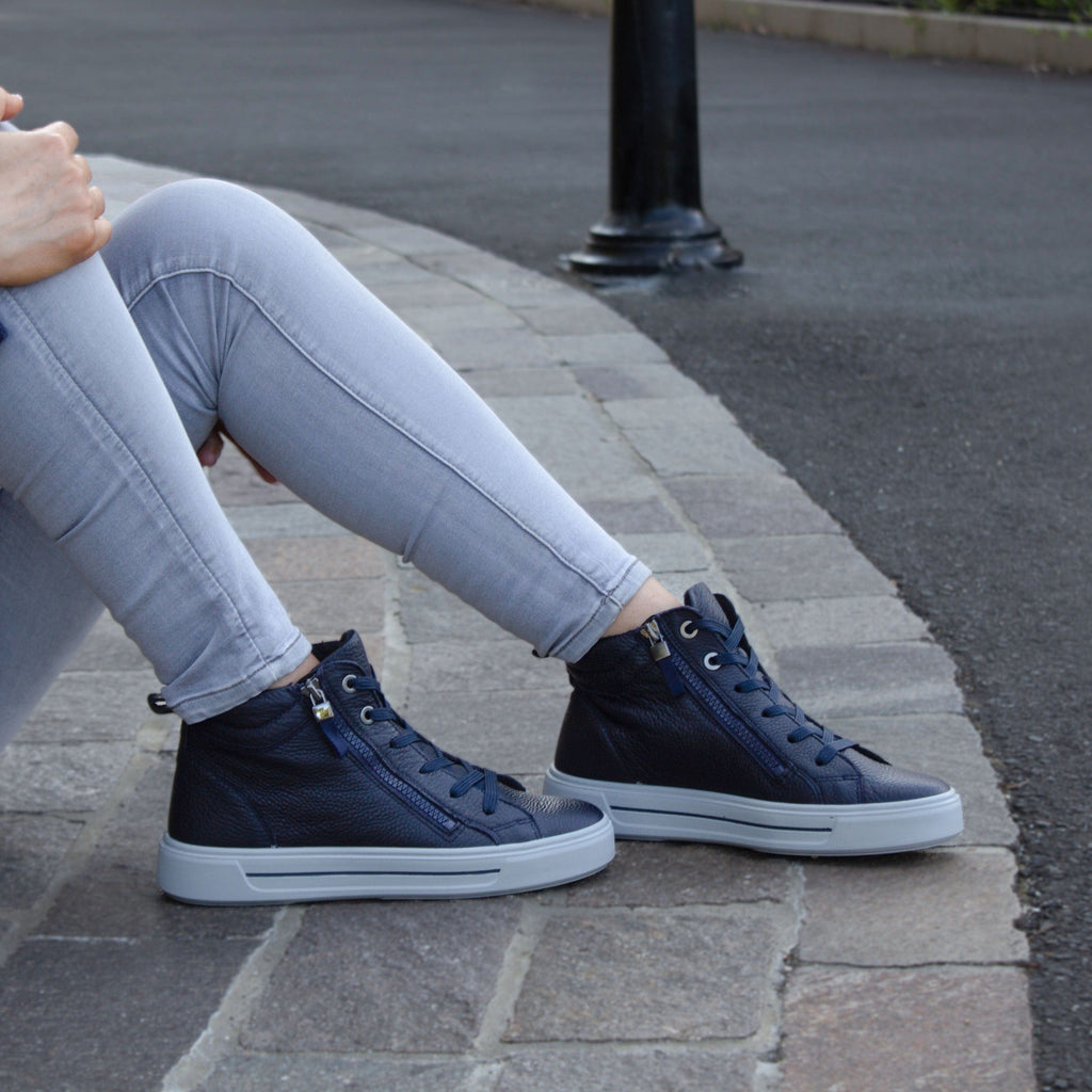 ARA LACE UPS 27404 Navy