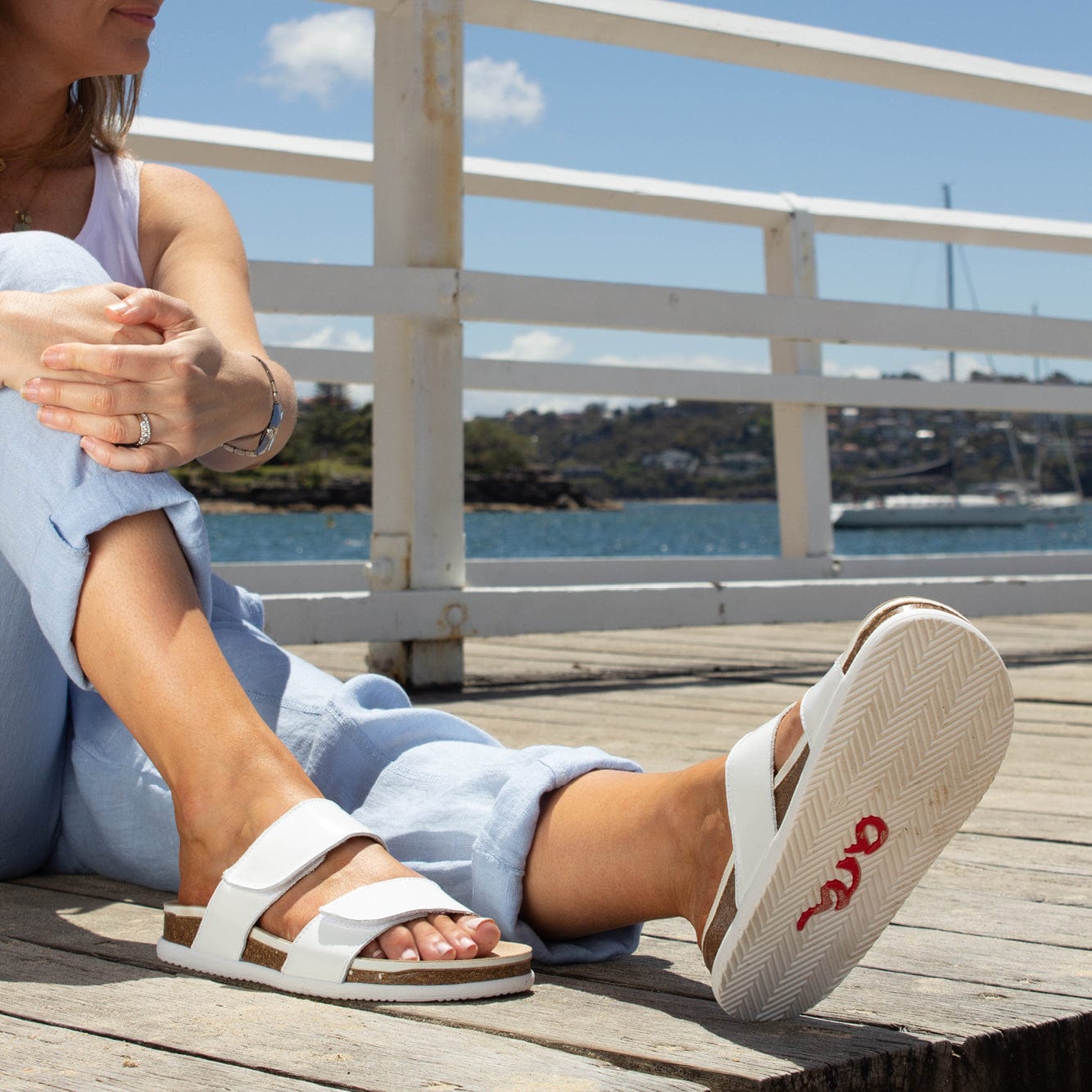 ARA SLIDES 38104 White