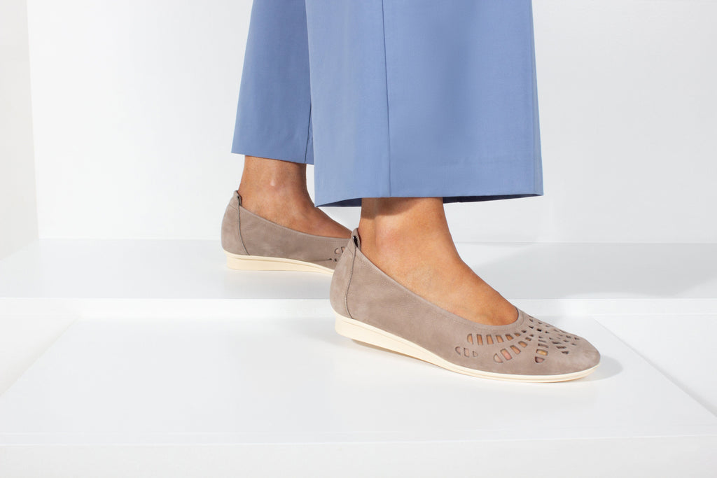 ARCHE BALLETS NINIZA Taupe Nubuck