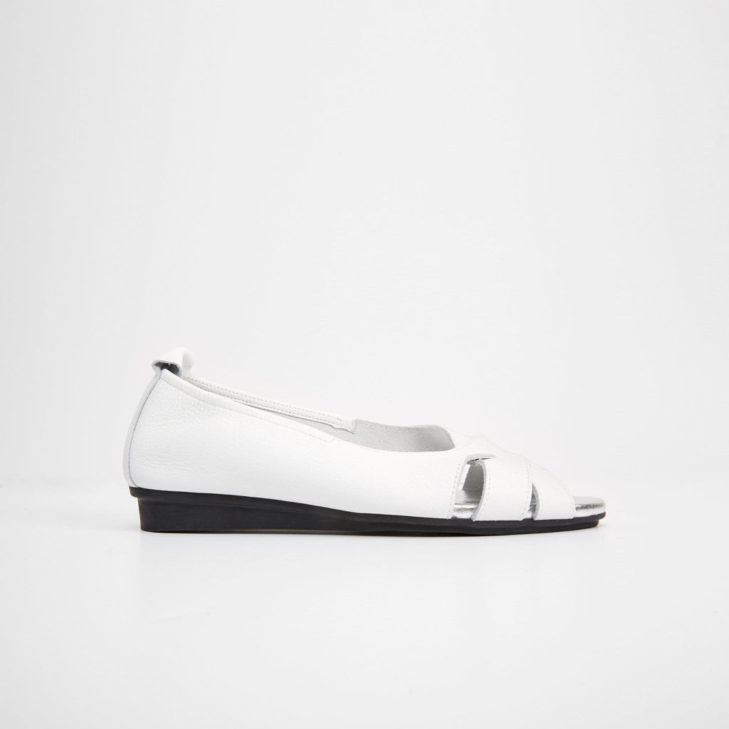 ARCHE FLAT TOE PEEPS NIWENN