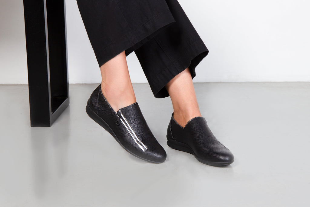 ARCHE LOAFERS NASARI Black
